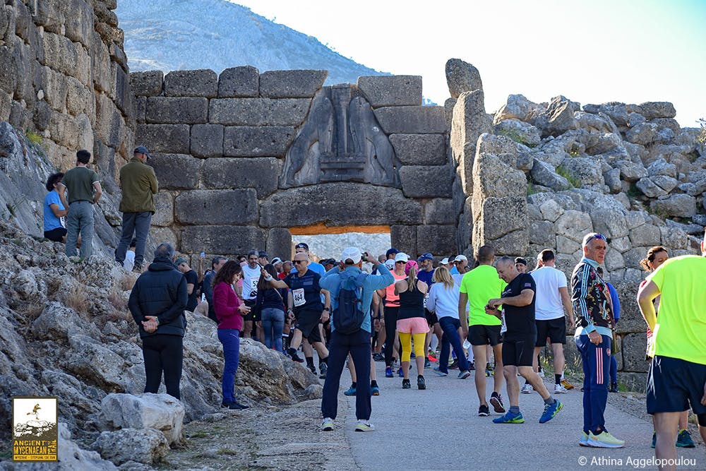 4ος Ancient Mycenaean Trai Run: Πρωτιές για Τζαναβάρα και Αγγελαδάκη (pics) runbeat.gr